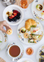 afternoon tea at the veranda at the Moana Surfrider